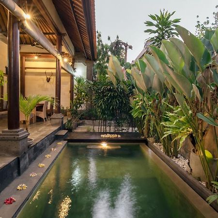 Bidadari Villa Seminyak Esterno foto