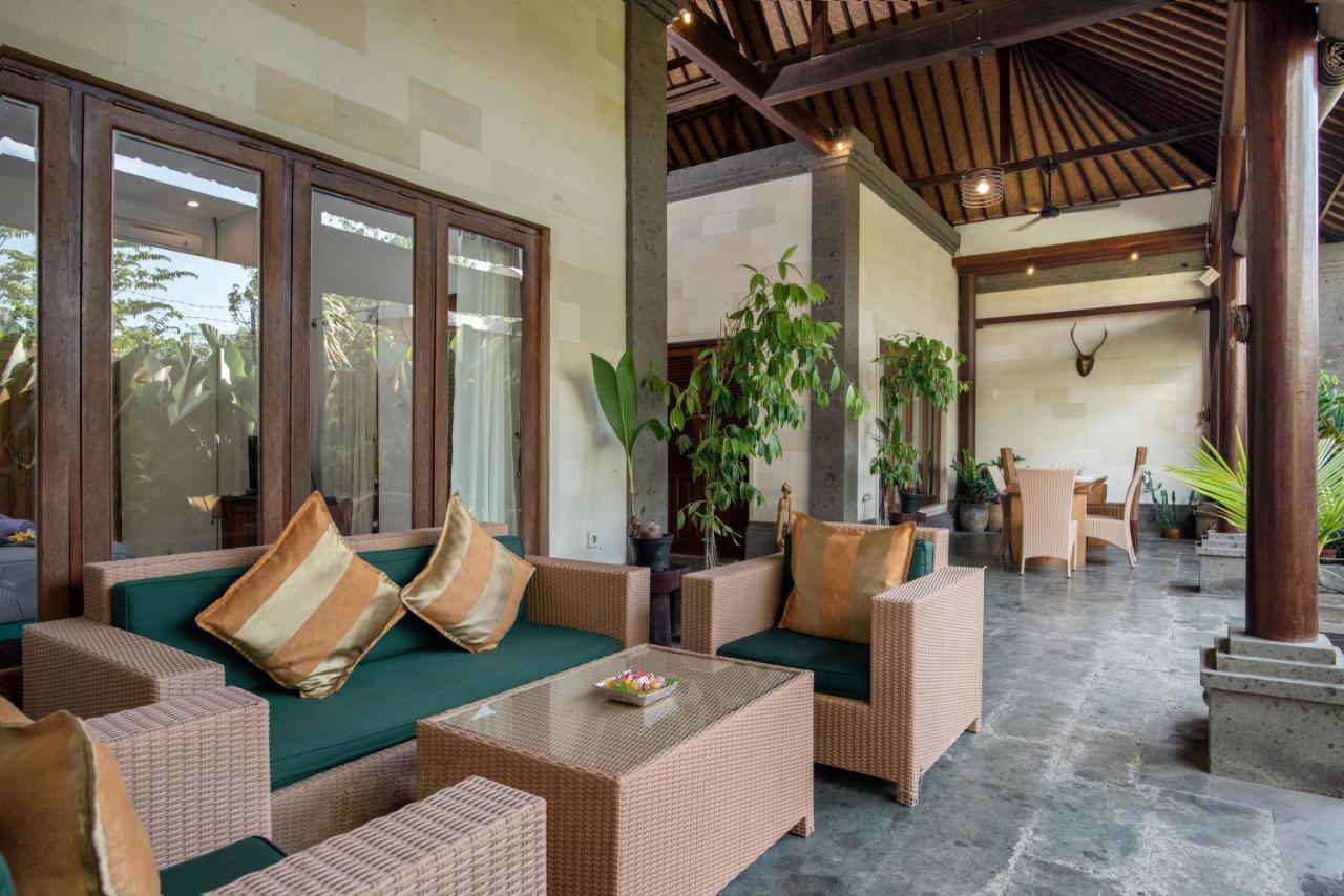 Bidadari Villa Seminyak Esterno foto