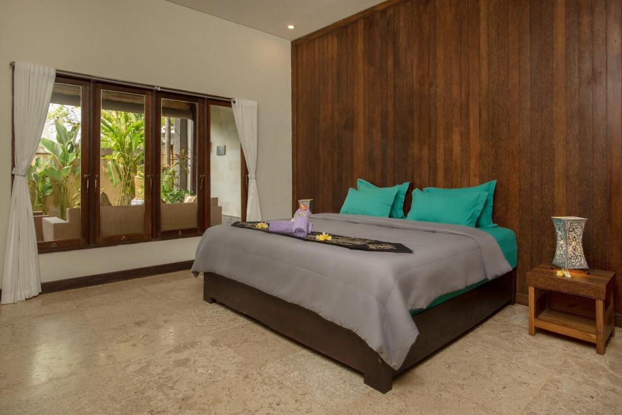 Bidadari Villa Seminyak Esterno foto