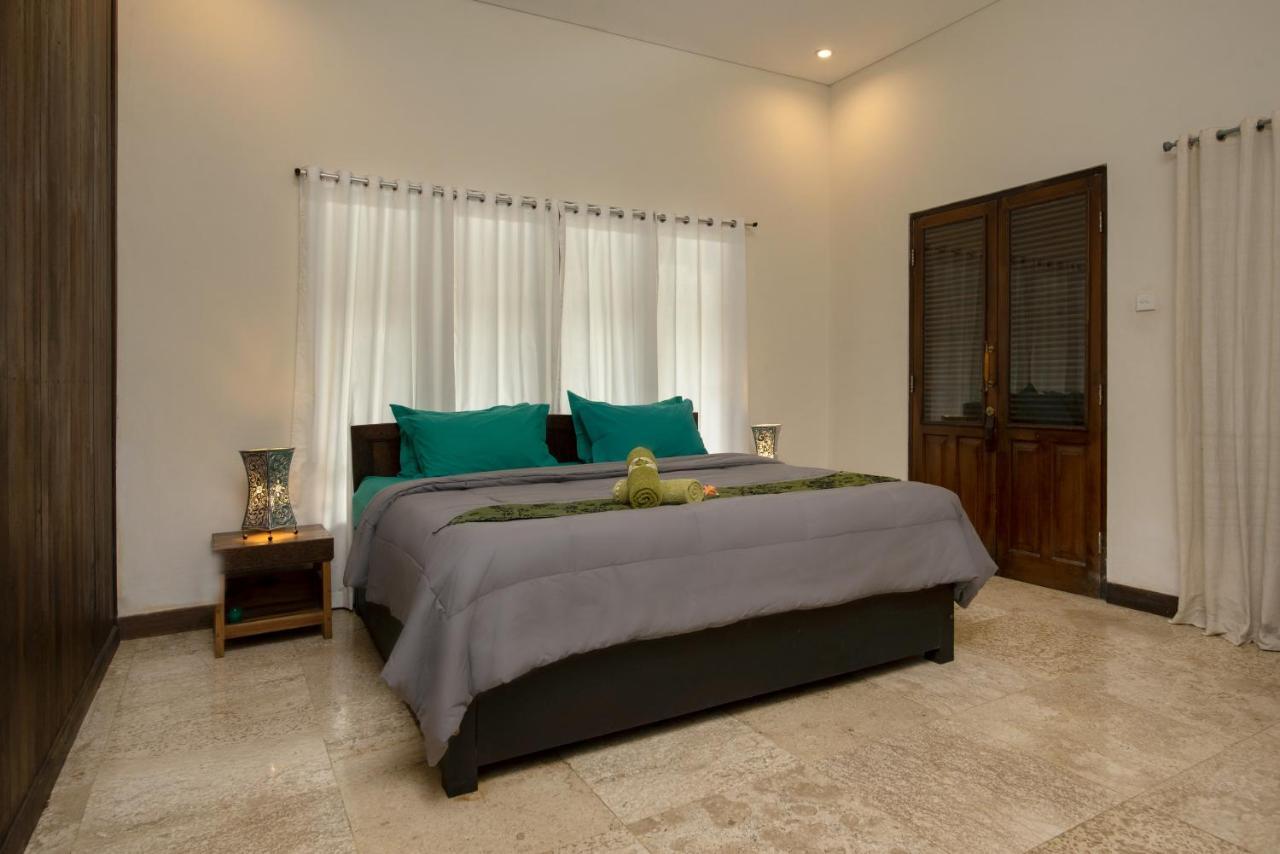Bidadari Villa Seminyak Esterno foto